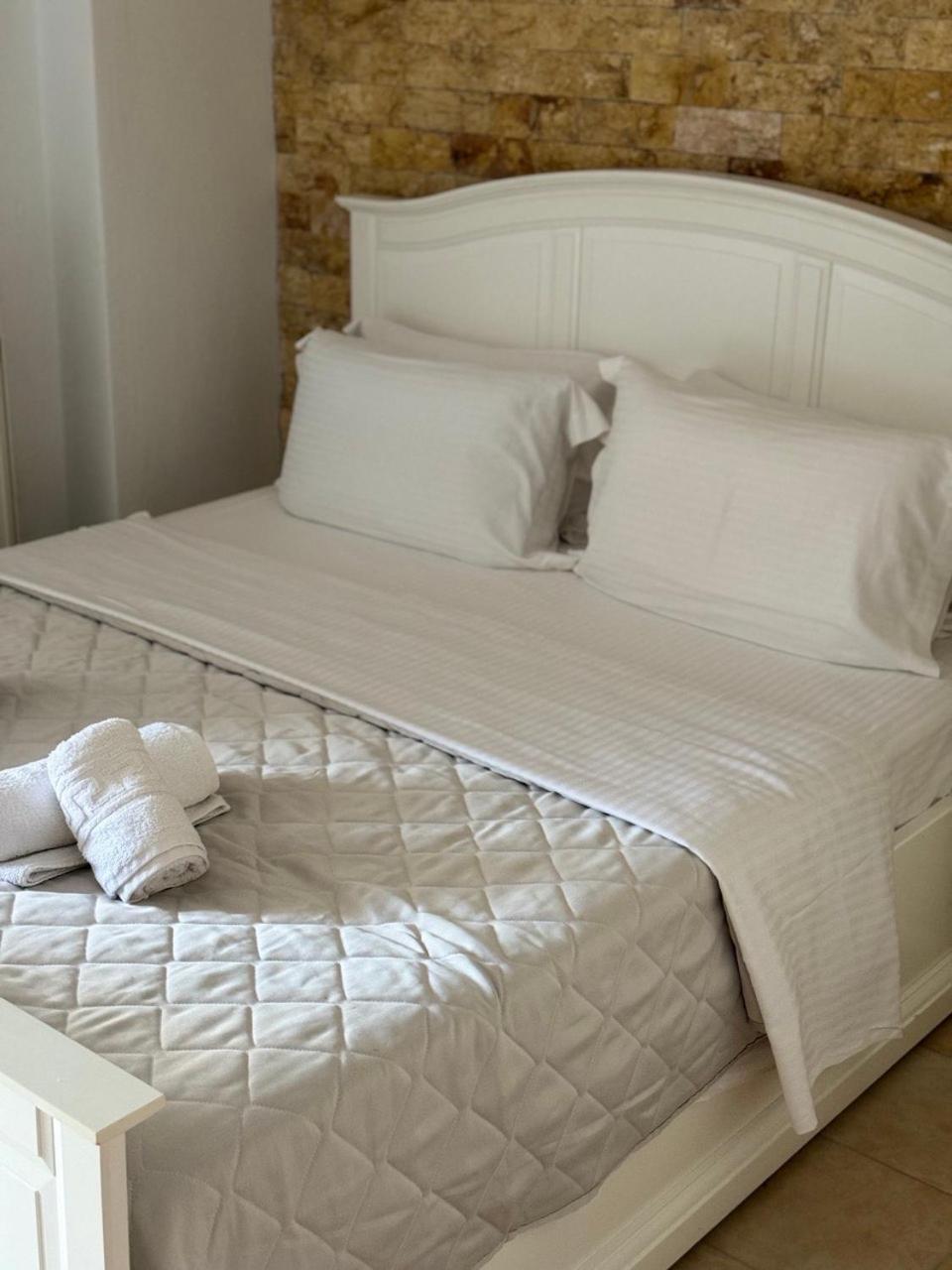 Amaryllis House Apartment Platamonas Ngoại thất bức ảnh